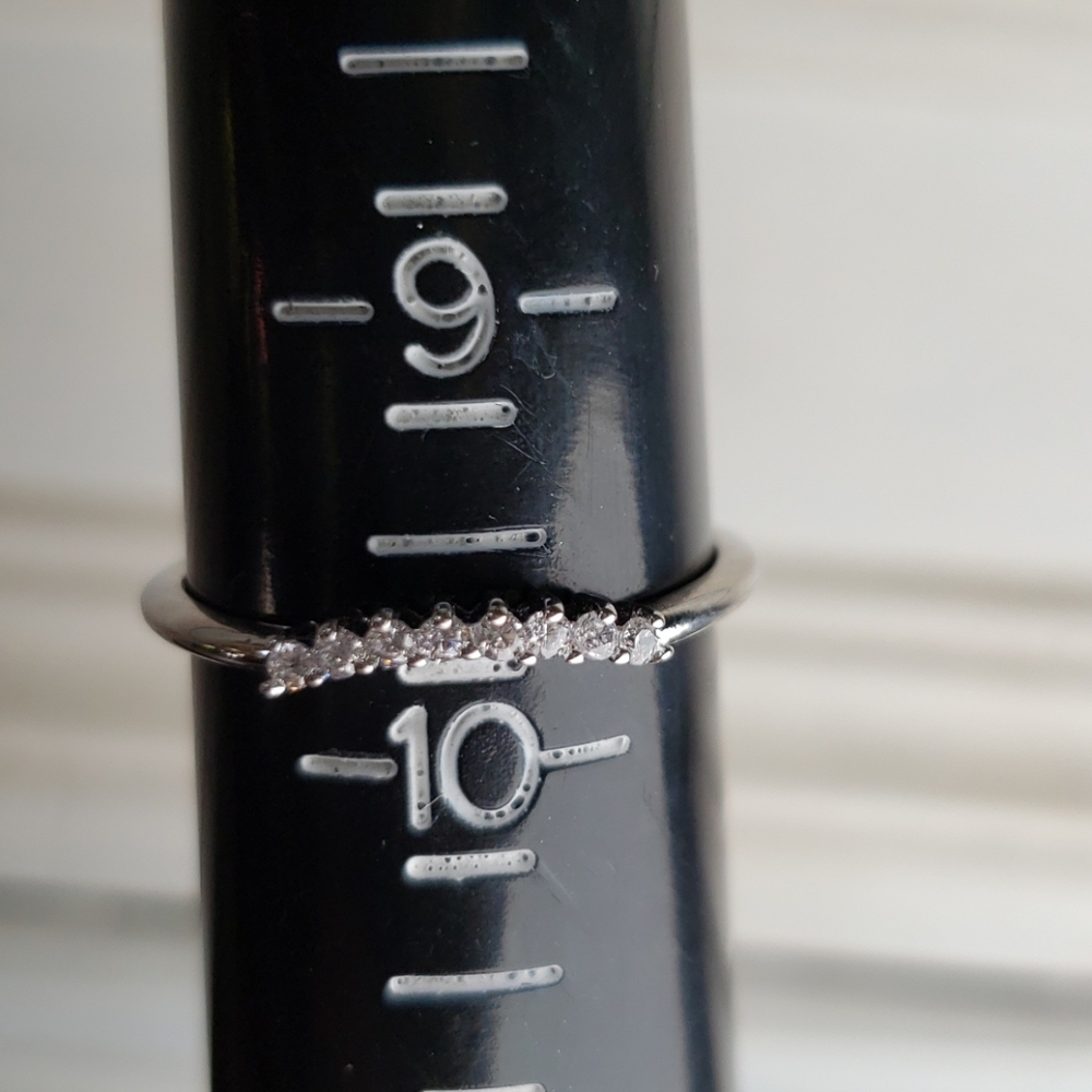 Fragrant Jewels stackable ring - Picture 3 of 3